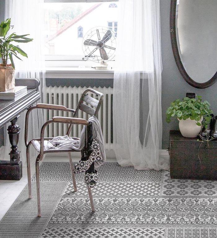 beija Inca Vinyl Rug