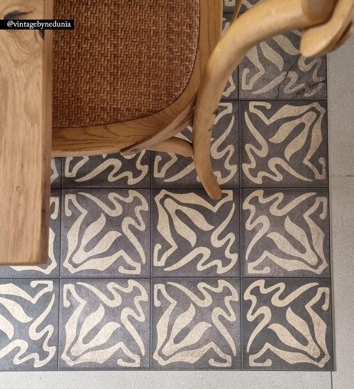 Beija Lily Borgo Vinyl Rug