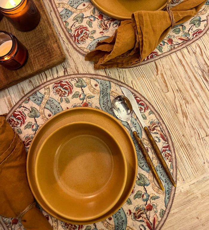 Beija Nancy Round Vinyl Placemat