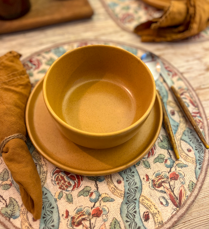 beija Nancy Round Vinyl Placemat