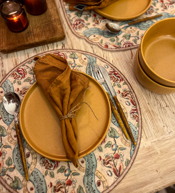 Beija Nancy Round Vinyl Placemat