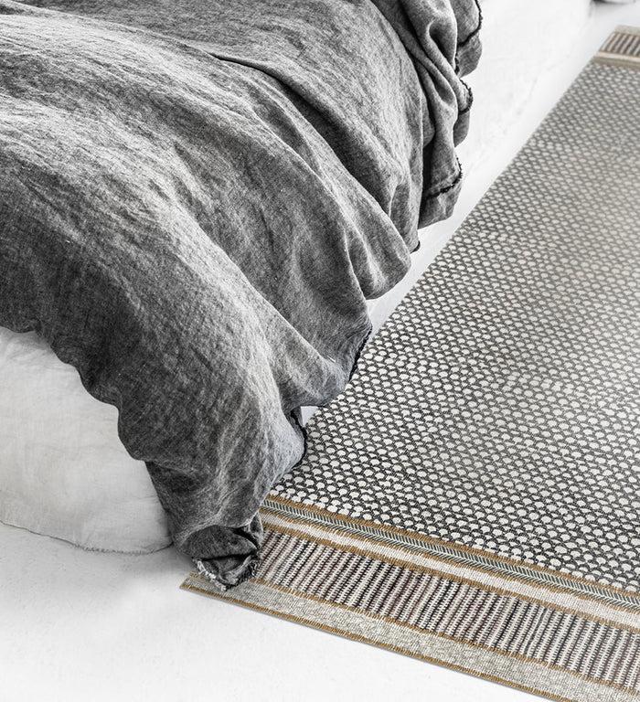 beija Native Vinyl Rug