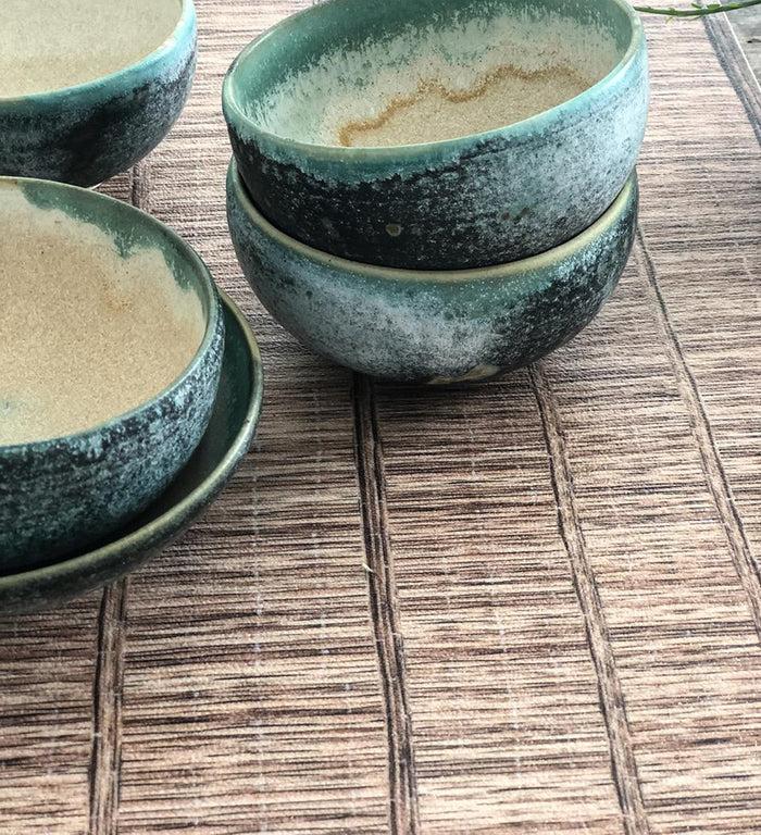 beija Reed Vinyl Table Runner