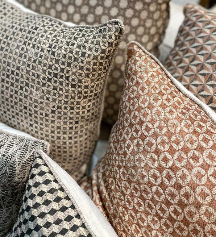 beija Sofi Amber Cushion – Beija Flor World