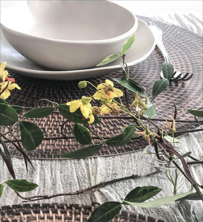 Beija Spiral Reed Vinyl Round Placemat