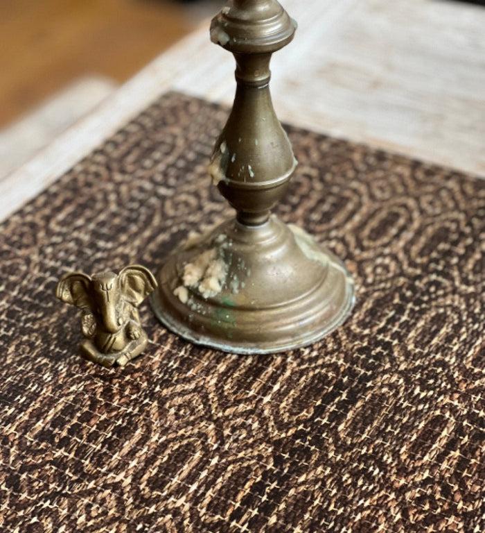 beija Stamped Ada Vinyl Table Placemat