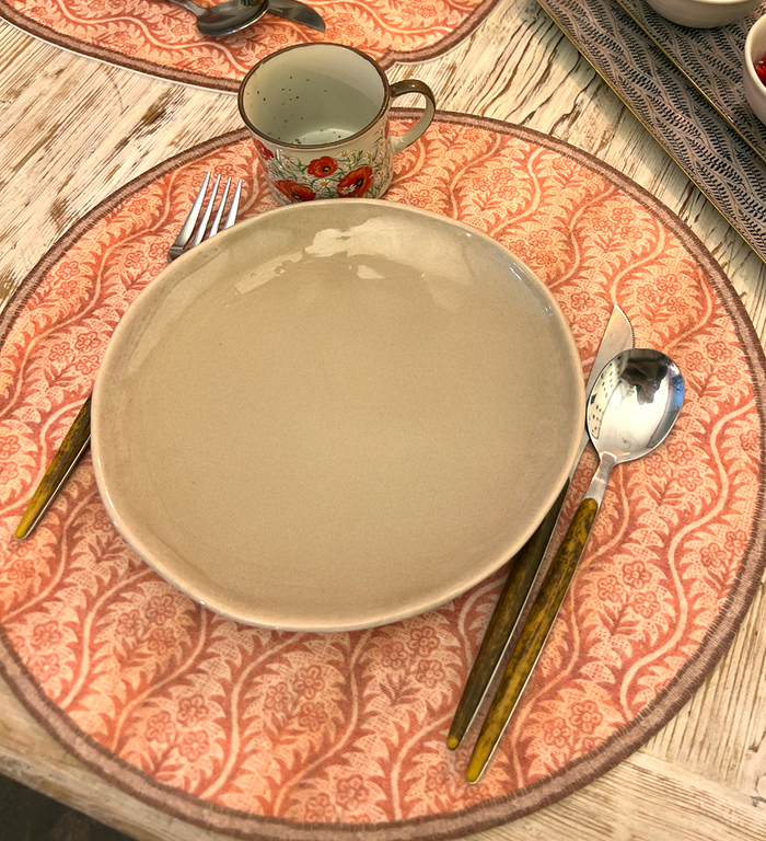 beija Windflower Round Vinyl Placemat