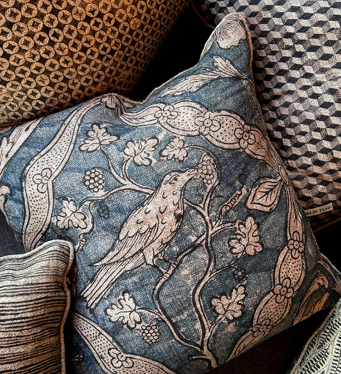 Beija Nightingale-Poppy Linen Cushion – Beija Flor World