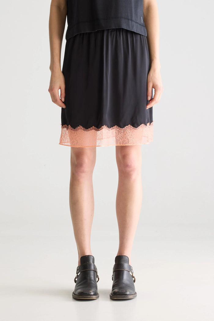 Bellerose Jupe Noire Avec Dentelle Pour Femmes