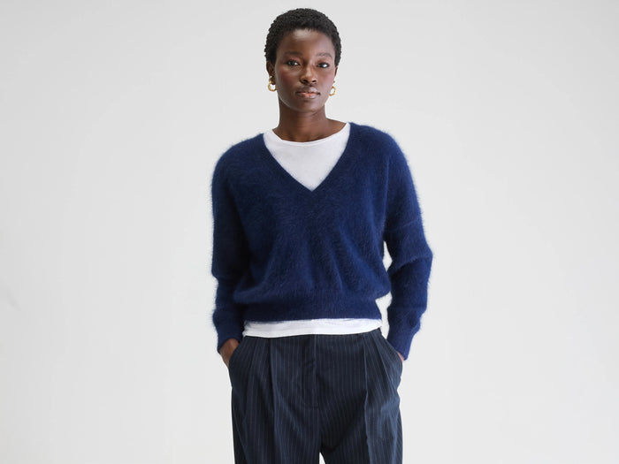 Bellerose Pull Bleu Marine Col En V Pour Femmes
