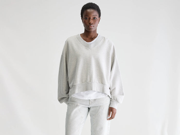 Bellerose Sweatshirt cropped col en V gris pour femmes
