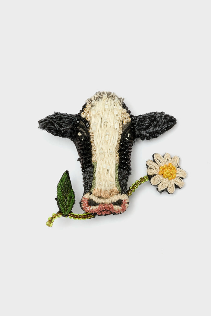 Trovelore Trovelore Happy Cow Brooch Pin