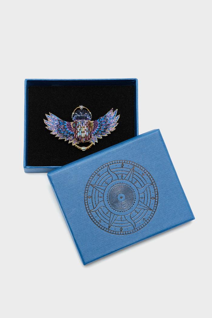 Trovelore Trovelore Regal Beetle Brooch