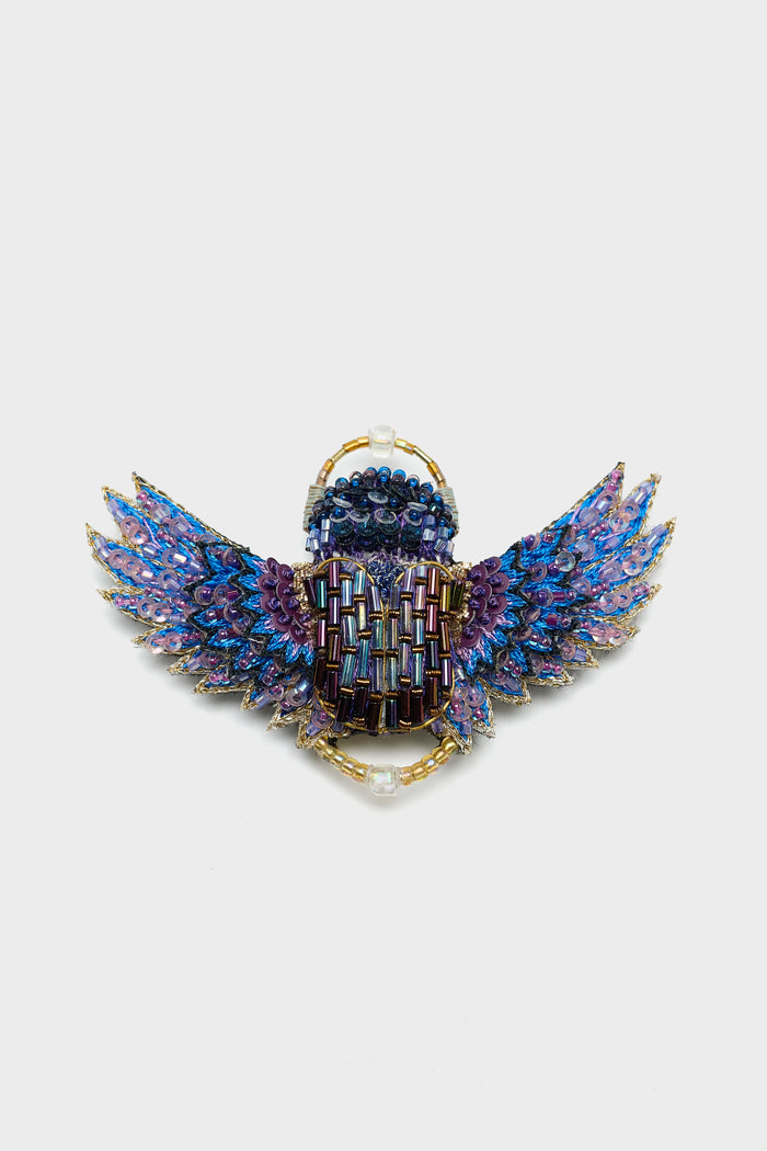 Trovelore Trovelore Regal Beetle Brooch