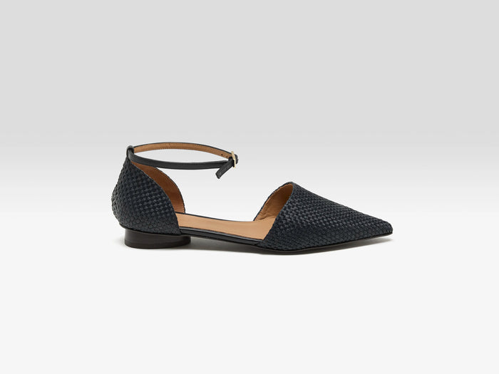Flattered Flattered Frankie Small Weave Black Sandals
