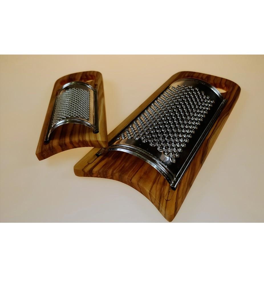 bérard Planche à Parmesan en bois d’olivier et fait-main idéale pour le fromage - 17 cm