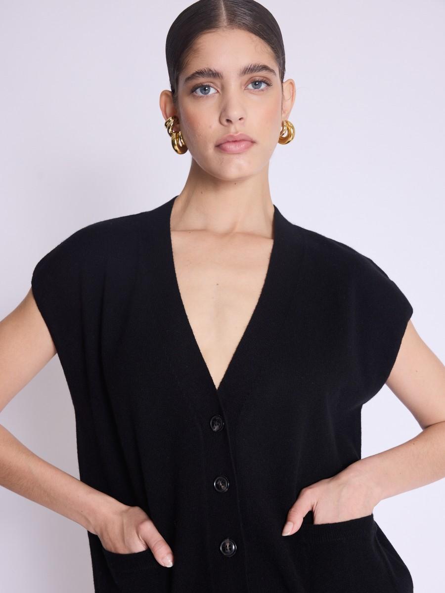 Berenice Cardigan GUSTAVE Cardigan Sans Manche à Col V Boutonné Noir