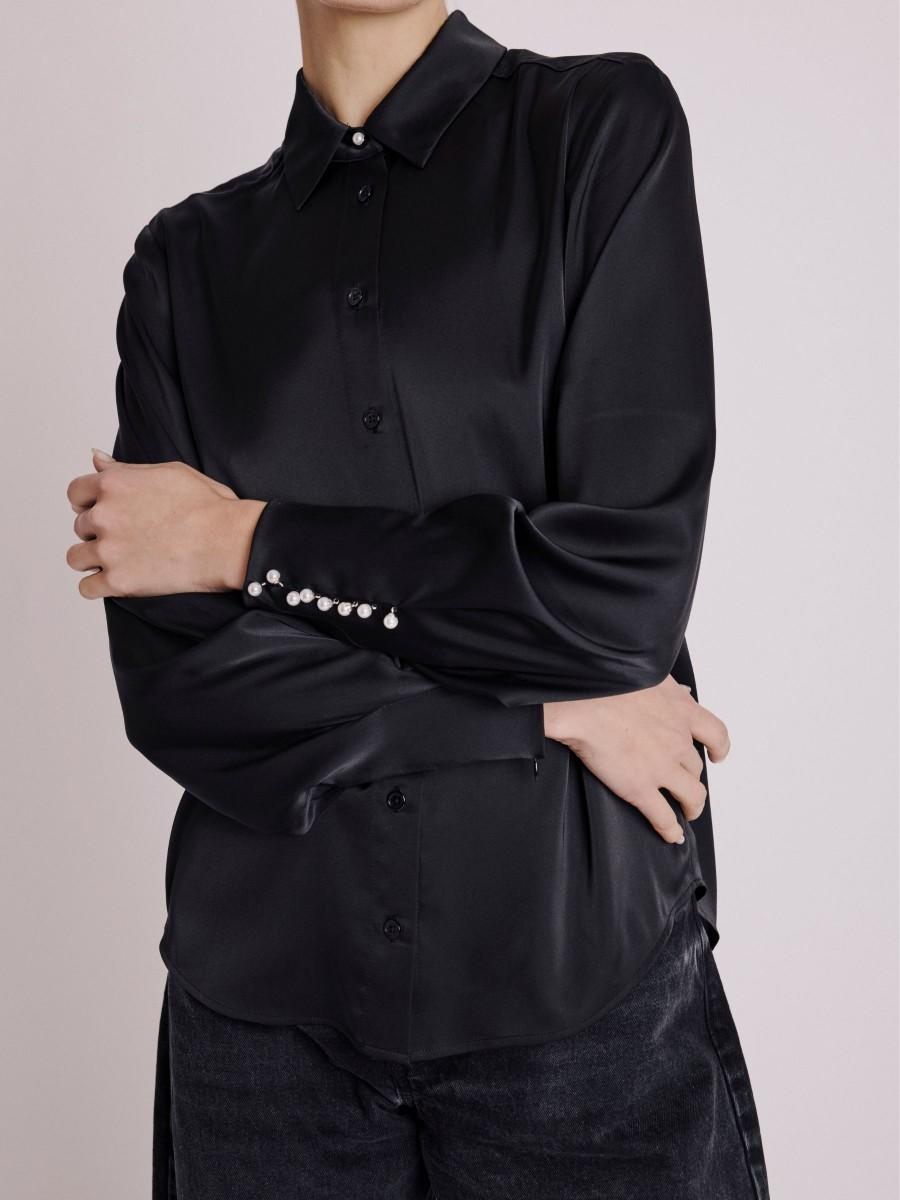 Berenice Chemise CECE Chemise Satinée Noire Ornée De Perles Aux Poignets