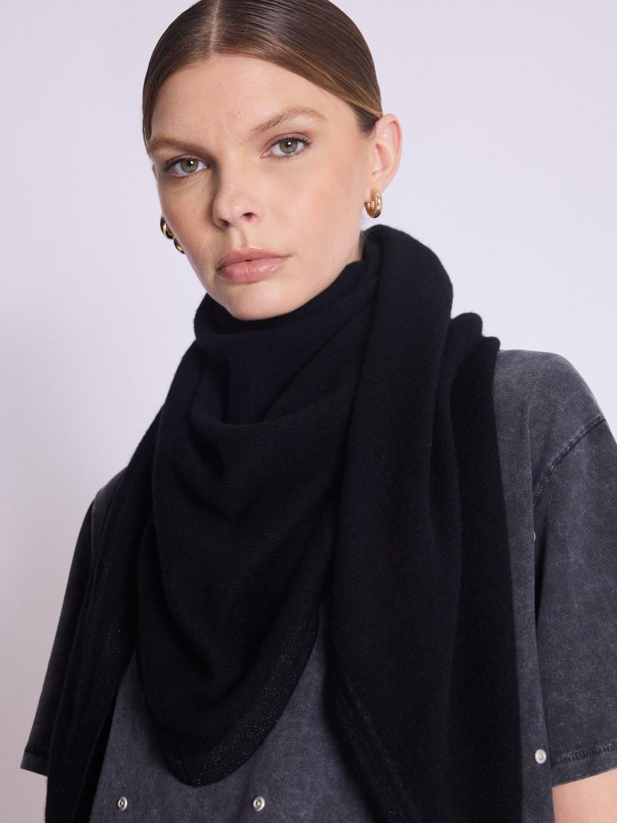 Berenice Echarpe OLGA Echarpe Noire Avec Pompon Et Lurex
