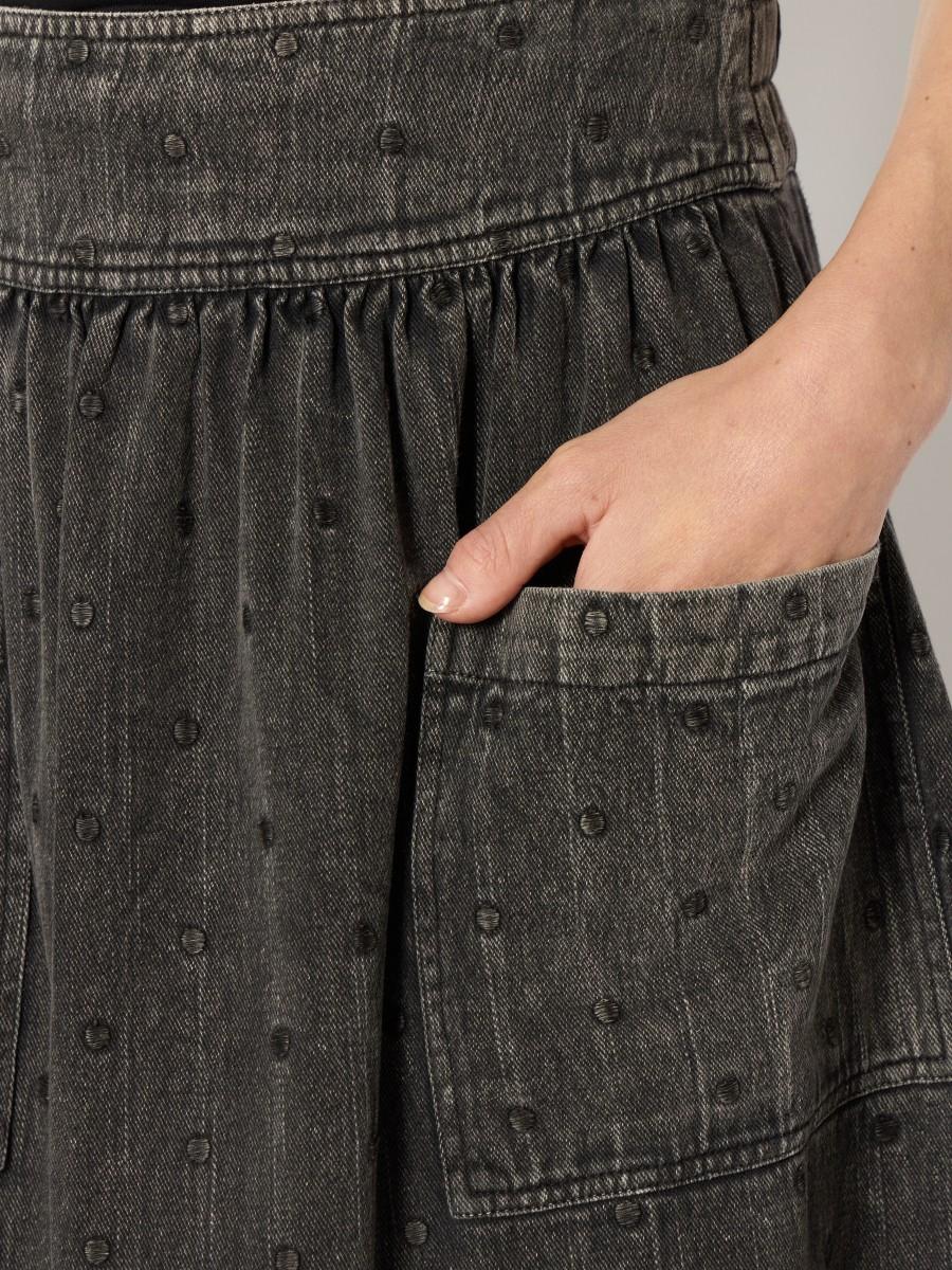 Berenice Jupe Midi JANET – Denim Gris Brodé Motif Ton Sur Ton Ceinture élastique Poches Plaquées