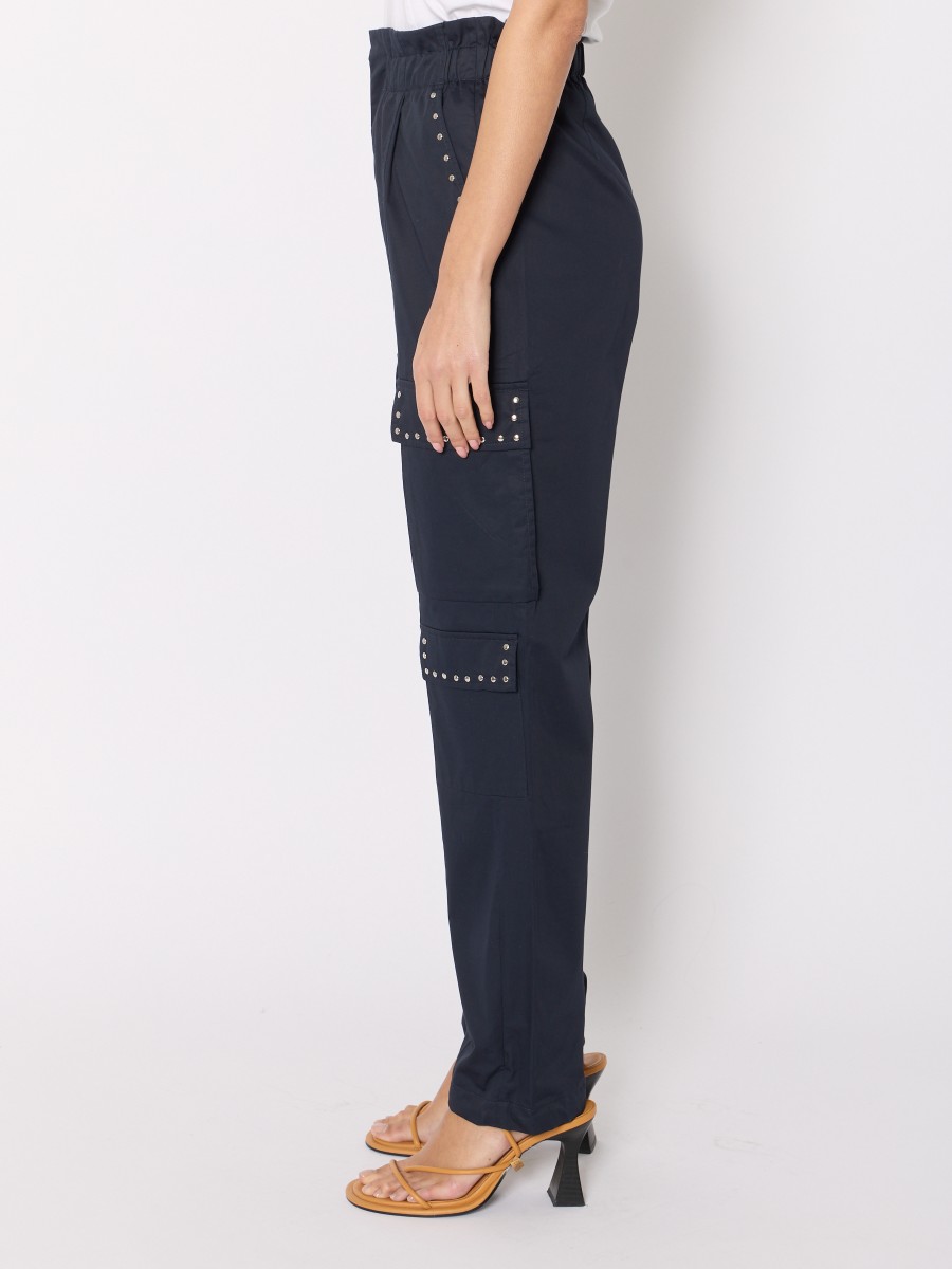 Berenice Pantalon Cargo Bleu Foncé PIPA Avec Poches Plaquées Et Studs Argentés
