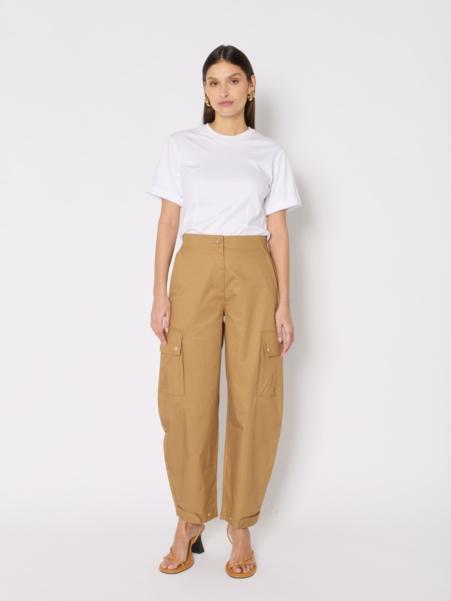 Berenice Pantalon cargo PATRICE – Coton camel poches plaquées chevilles resserrées