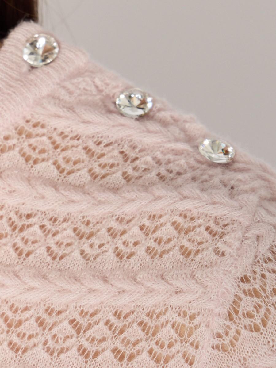Berenice Pull Rose Pale MADALINE – Maille Fantaisie Col Rond Boutons Strass Sur L'épaule