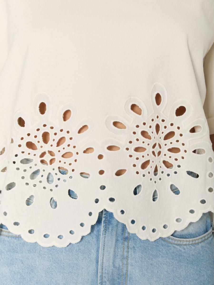 Berenice T-shirt Blanc Court Et Ample TEVANA Avec Broderie Anglaise Manches Courtes