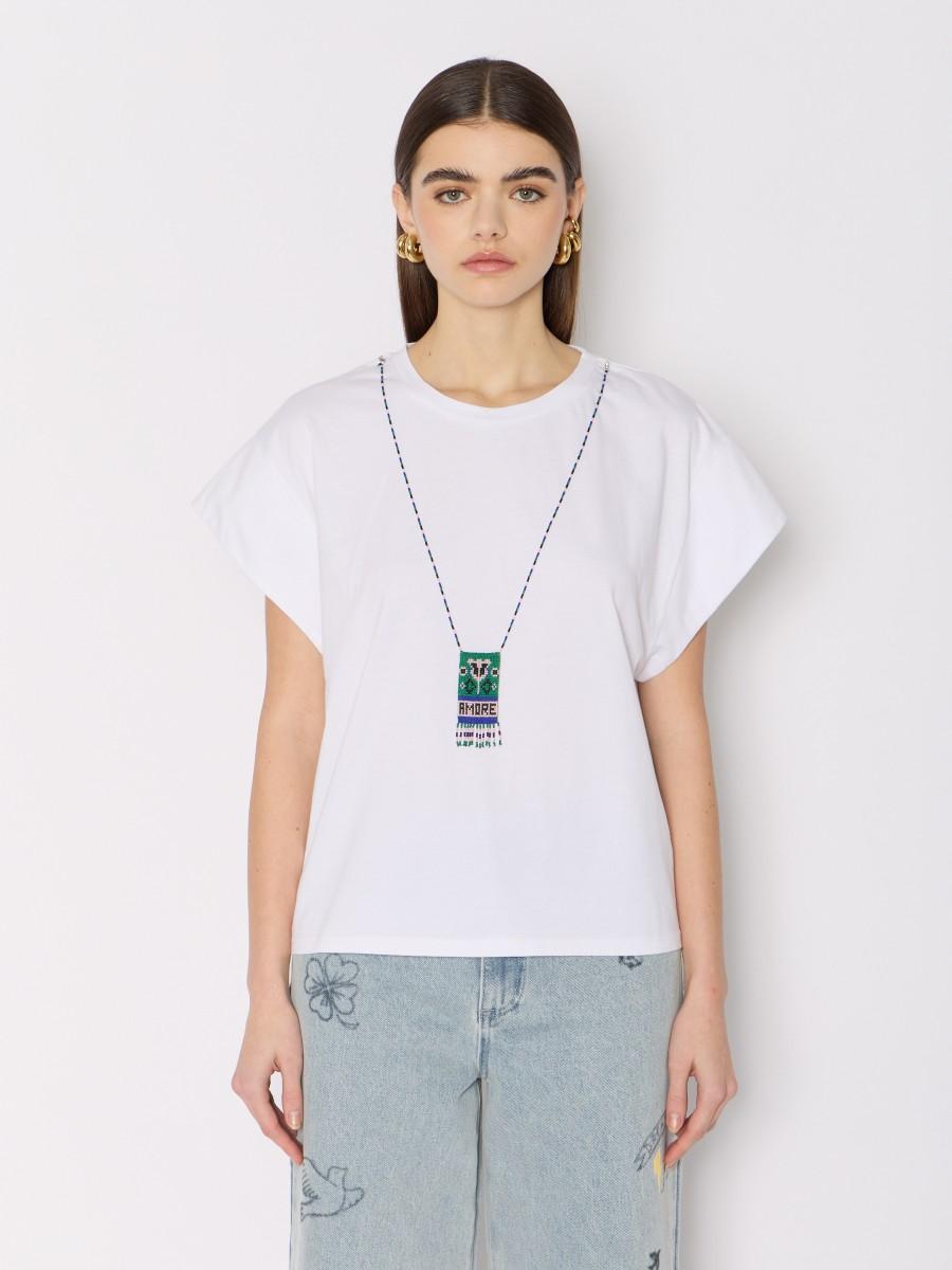 Berenice T-shirt blanc TELAMORE – Manches courtes col rond collier en perles amovible