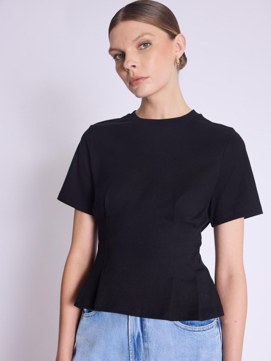 Berenice T-Shirt EDWIN T-shirt Noir Court Cintré à Col Rond