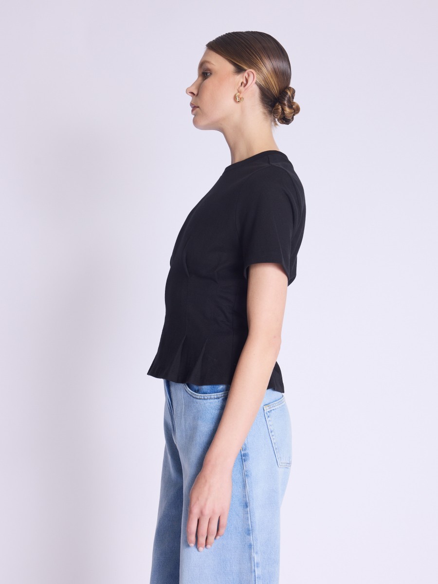 Berenice T-Shirt EDWIN T-shirt Noir Court Cintré à Col Rond