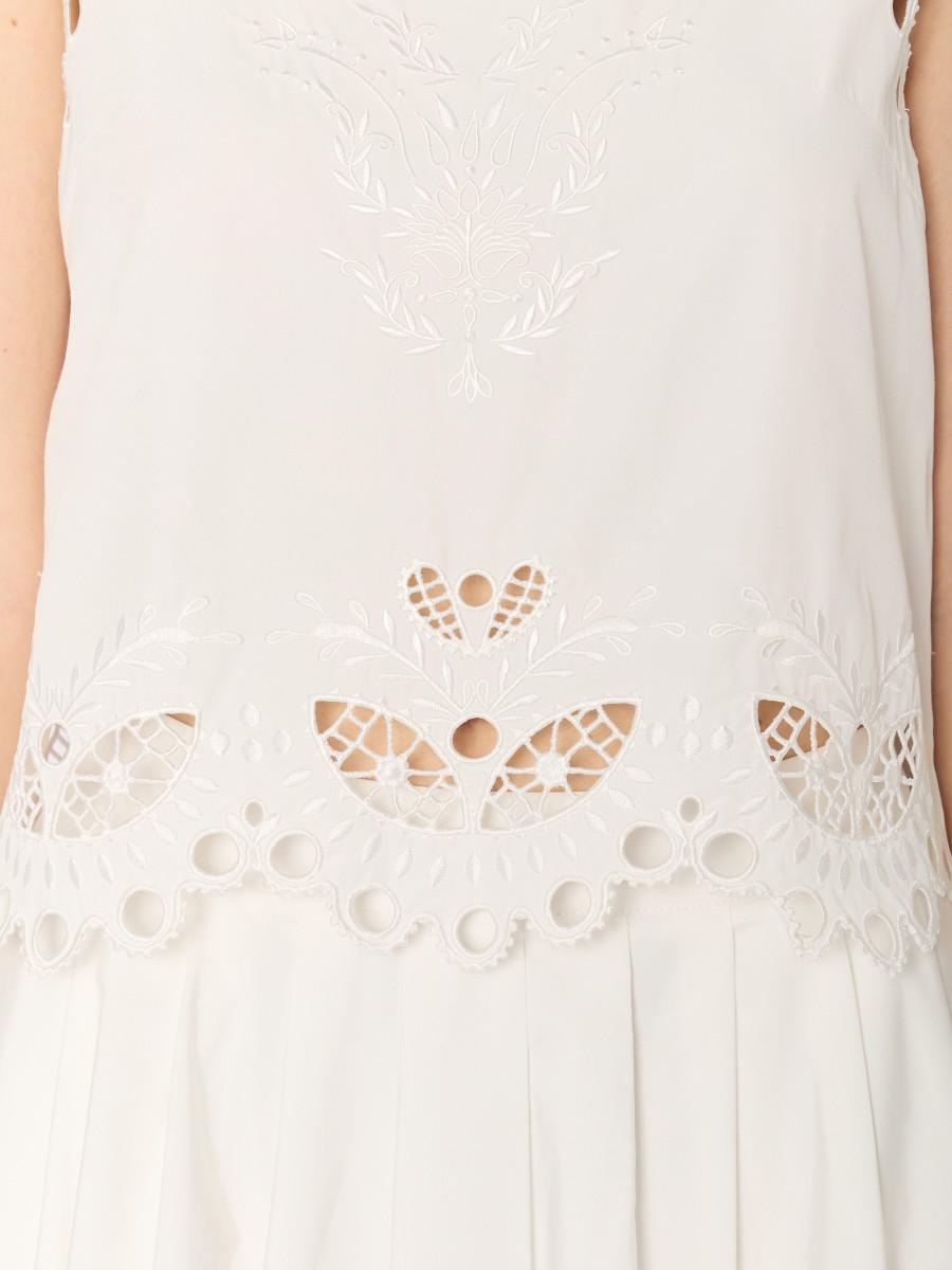 Berenice Top Court Blanc CTISTA – Broderies Anglaises Col Carré Et Bretelles Larges