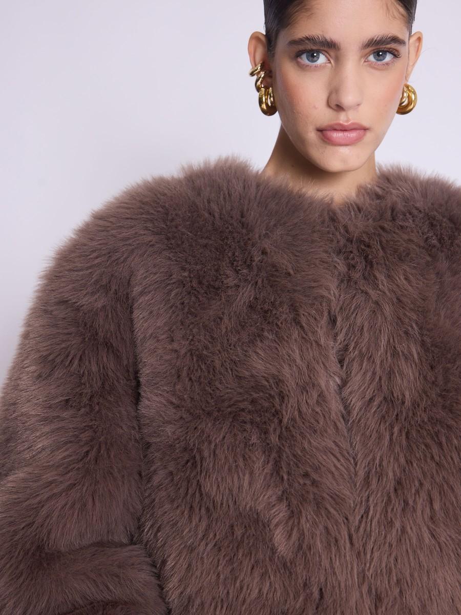 Berenice Veste VERY Veste Courte à Fausse Fourrure Beige