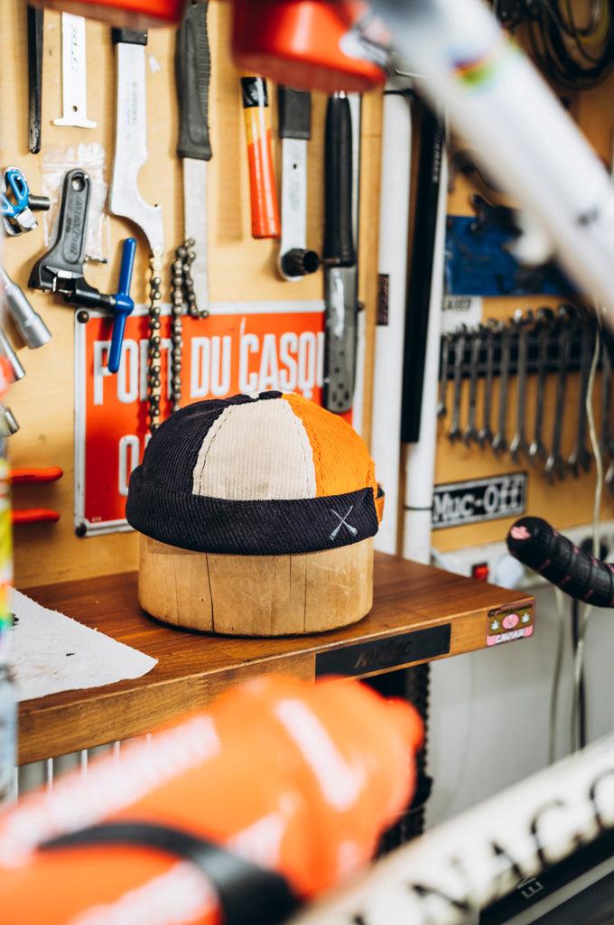 béton ciré Chapeau marin Miki de Bretagne en velours côtelé Béton Ciré fabriqué au Portugal