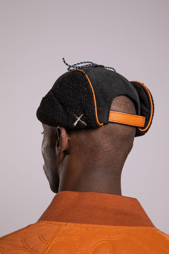 béton ciré CHAPEAU RUSSE CHAPKA VELOURS NOIR &AMP; POLAIRE