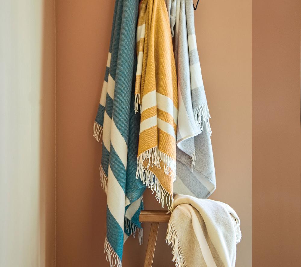 blanc des vosges PLAID AUSTRAL BLEU PAON