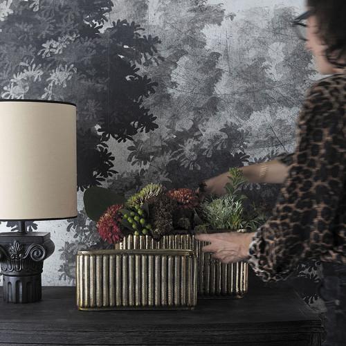 Blanc D'ivoire Vase ARÈS En Métal Finition Laiton Vieilli - Grand Modèle - H. 18 Cm