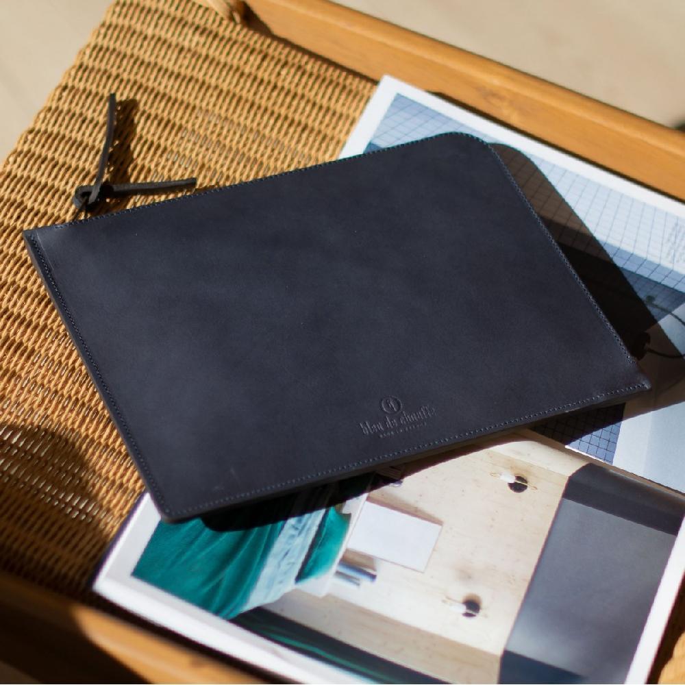 Bleu De Chauffe Porte IPad Cuir Joe - Pain Brûlé - Made In France