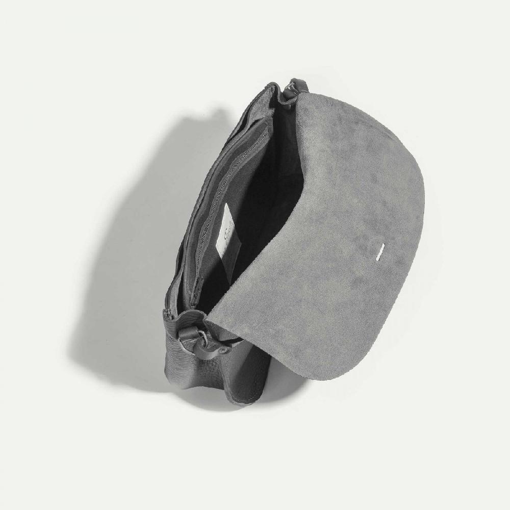 Bleu De Chauffe Sac Postier Pastel - Marine - Sac Pochette Cuir Femme Fabriquée En France