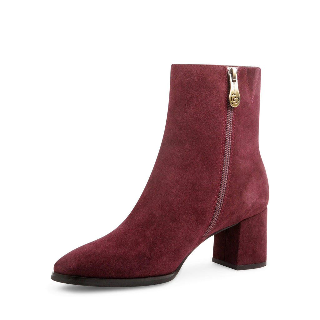 Blondo JOLENES Suede Ankle Boots