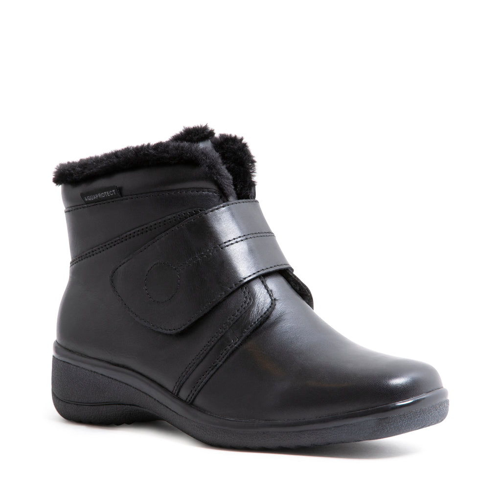 Blondo SHEA Black Leather Ankle Boots