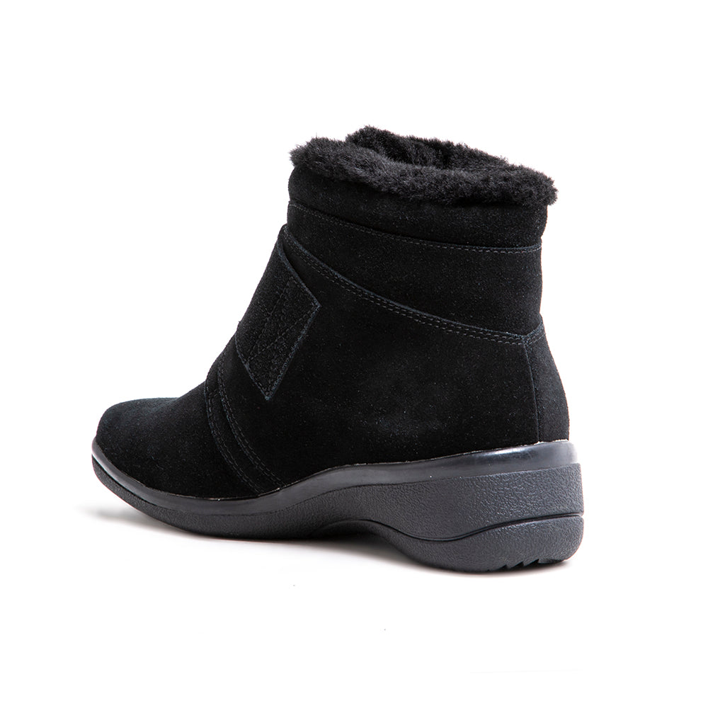 Blondo SHEAS Black Suede Ankle Boots