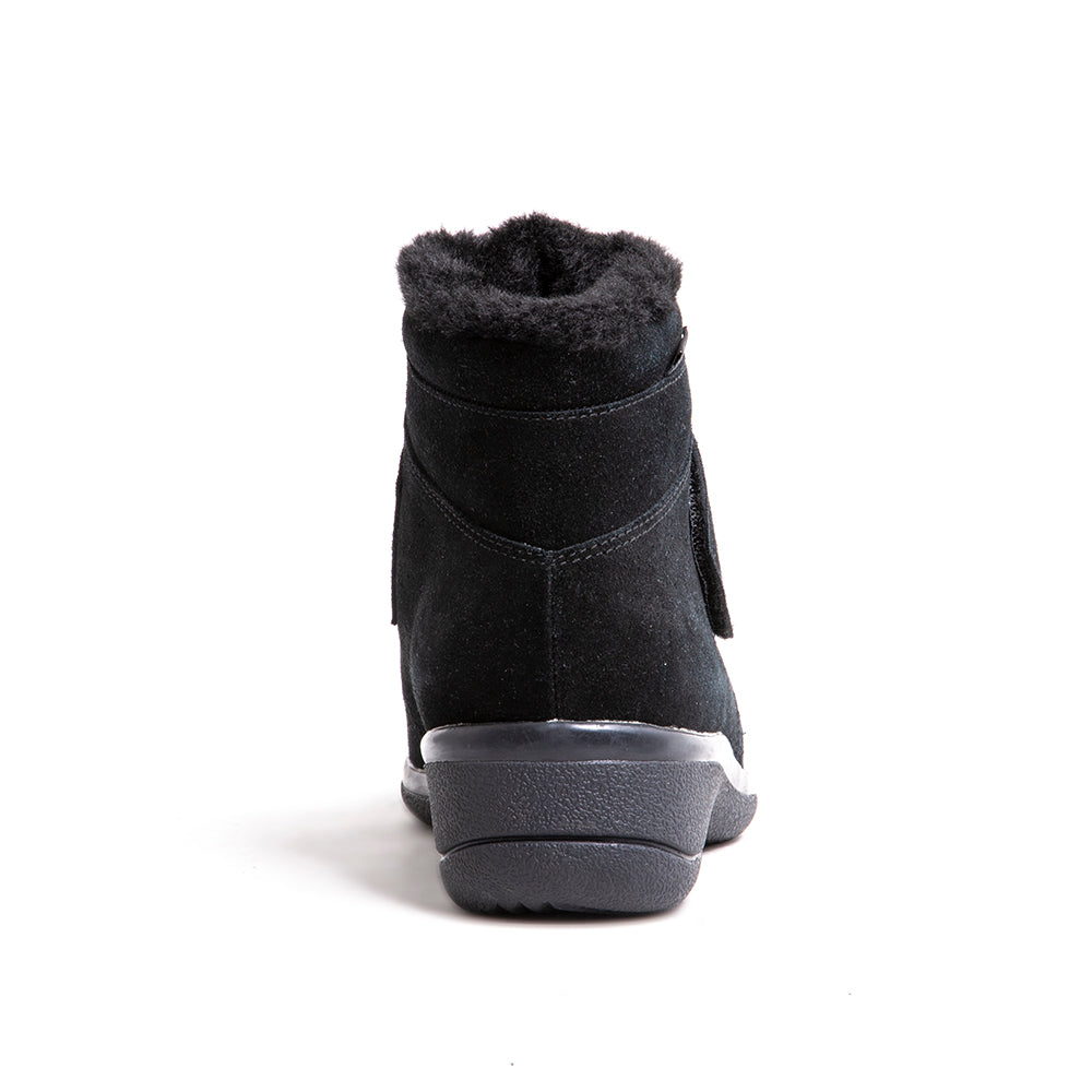 Blondo SHEAS Black Suede Ankle Boots