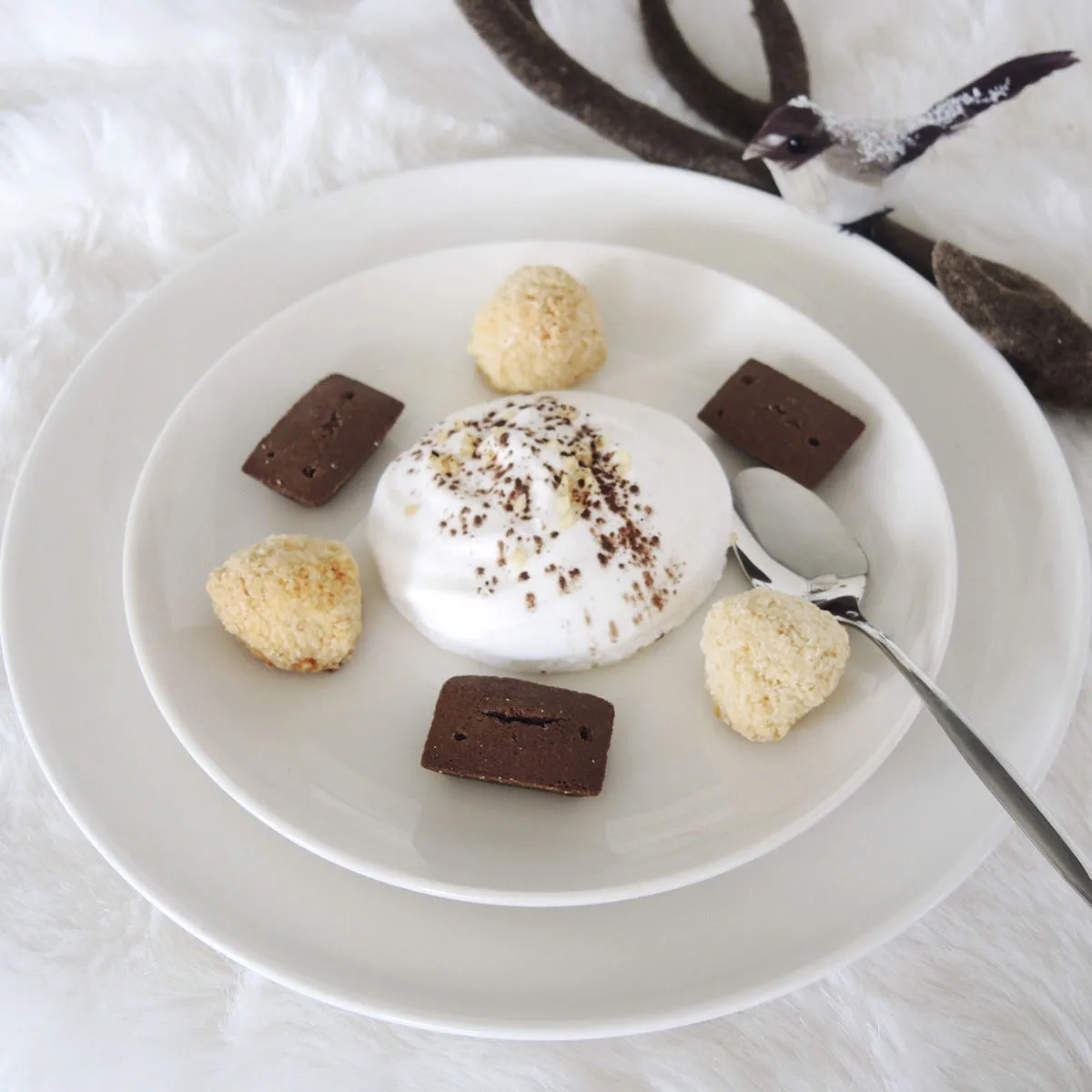 Bruno Evrard Assiette à Dessert Blanche En Porcelaine - Vaisselle Chic Et Retro