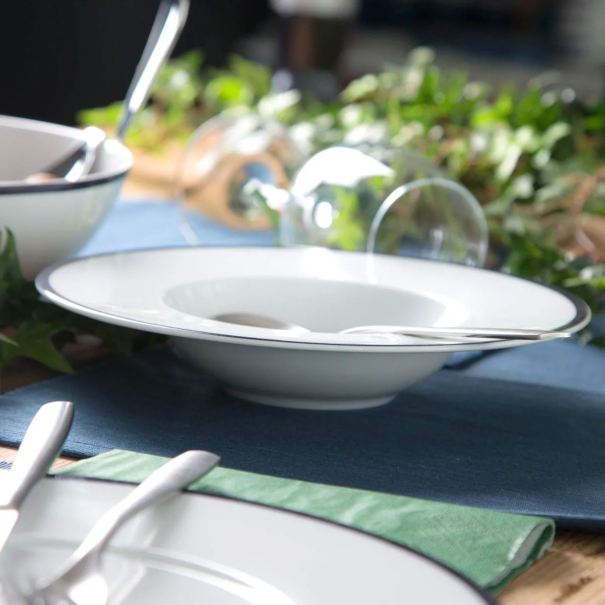 Bruno Evrard Assiette Creuse En Porcelaine - Assiettes Creuses