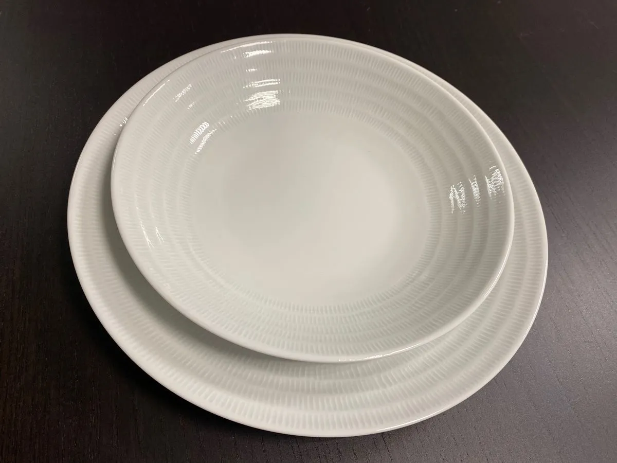 Bruno Evrard Assiette Creuse En Porcelaine - CHISSAY- Bruno Evrard