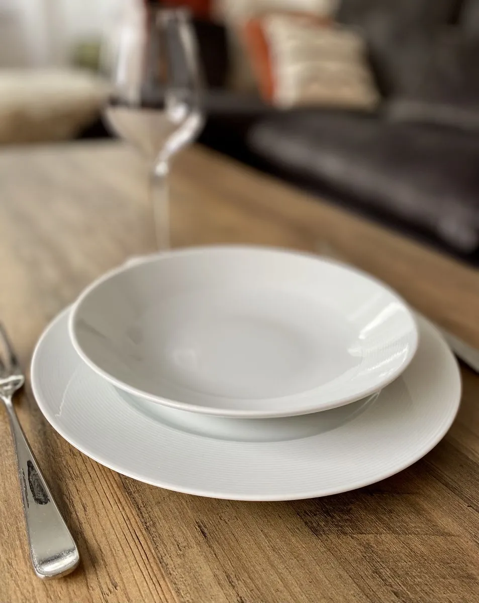 Bruno Evrard Assiette Creuse En Porcelaine - France - NOIZAY- Bruno Evrard