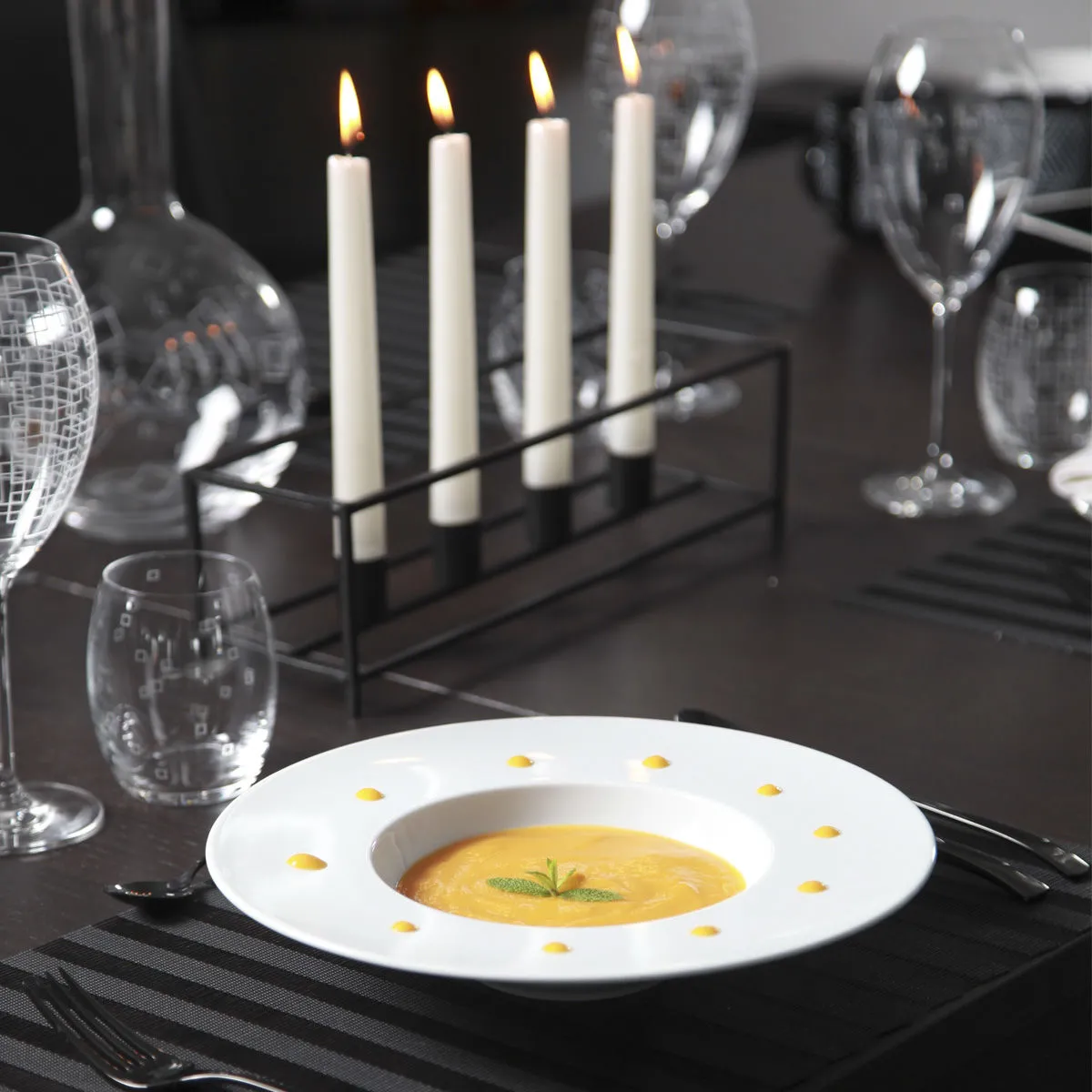 Bruno Evrard Assiette Gourmet Blanche En Porcelaine - Vaisselle Design Et Chic