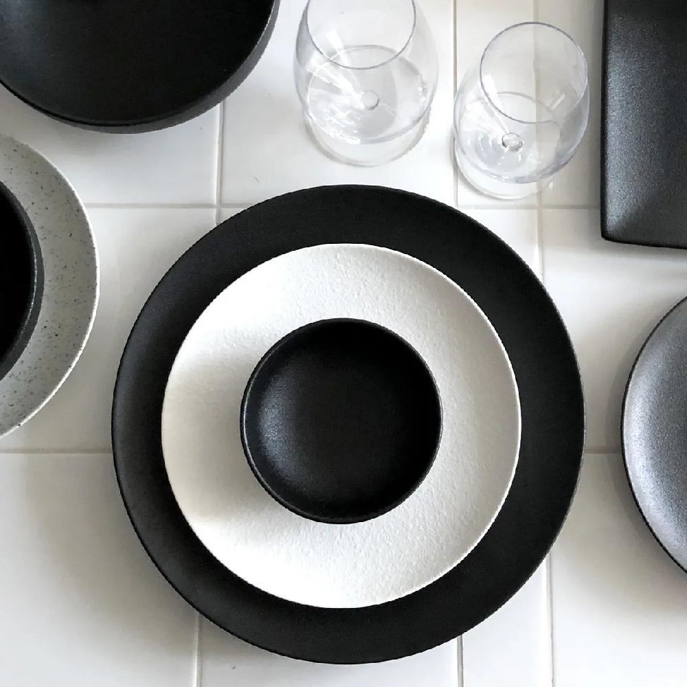 Bruno Evrard Assiette Plate En Porcelaine Noire - CAVIAR 27 5cm