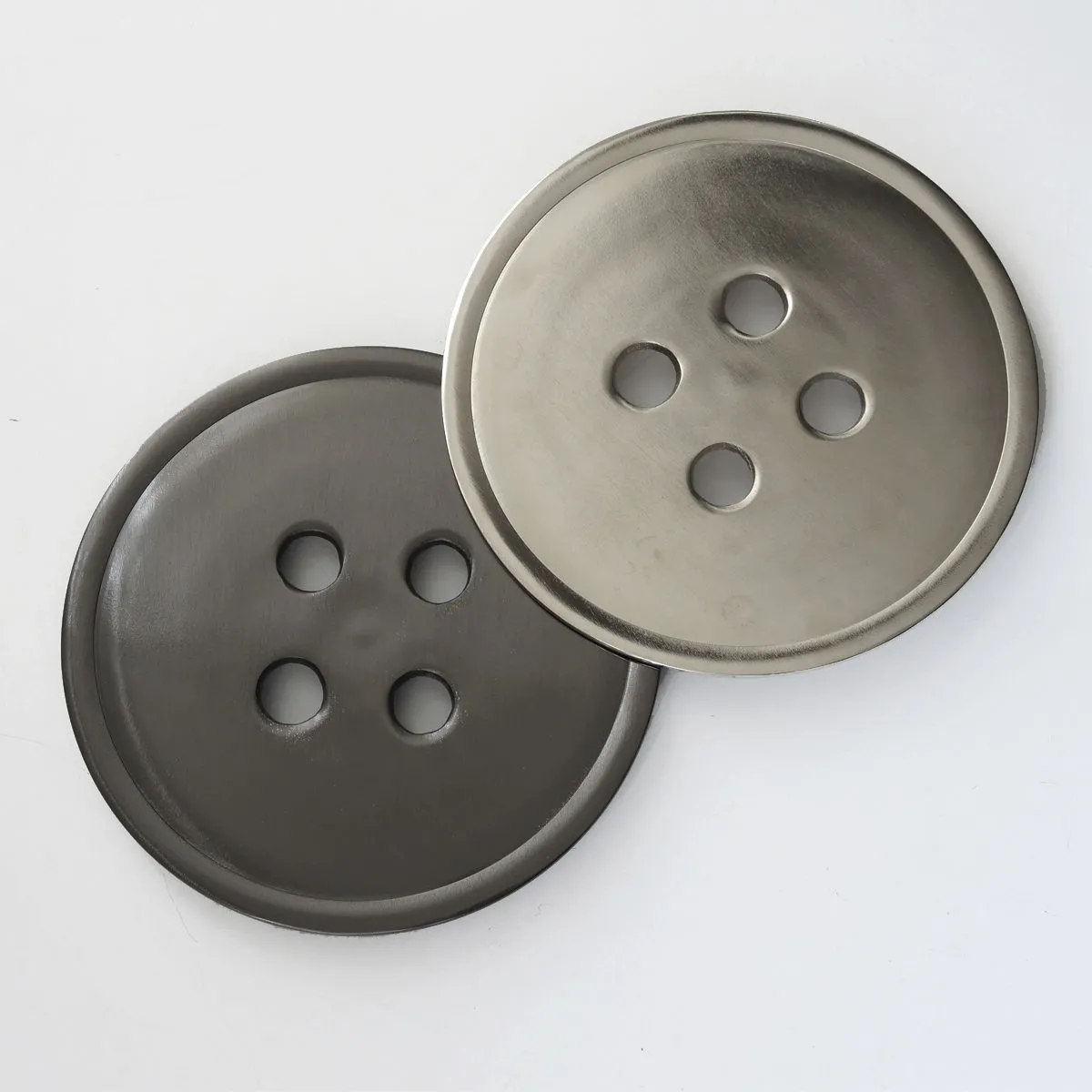 Bruno Evrard Dessous De Plat En Forme De Bouton